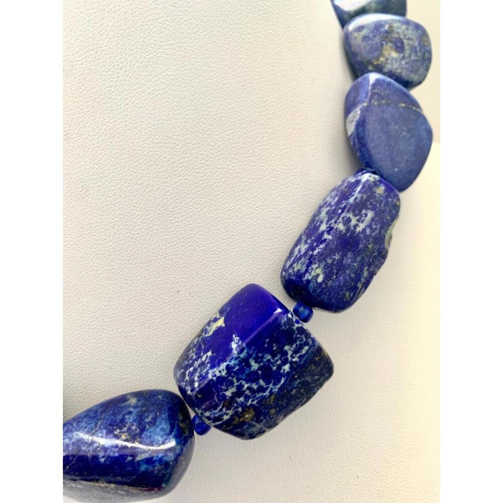 Blue Lapis Lazuli nuggets. Vintage Gold Filigree beads. Toggle clasp. - Picture 5 of 9